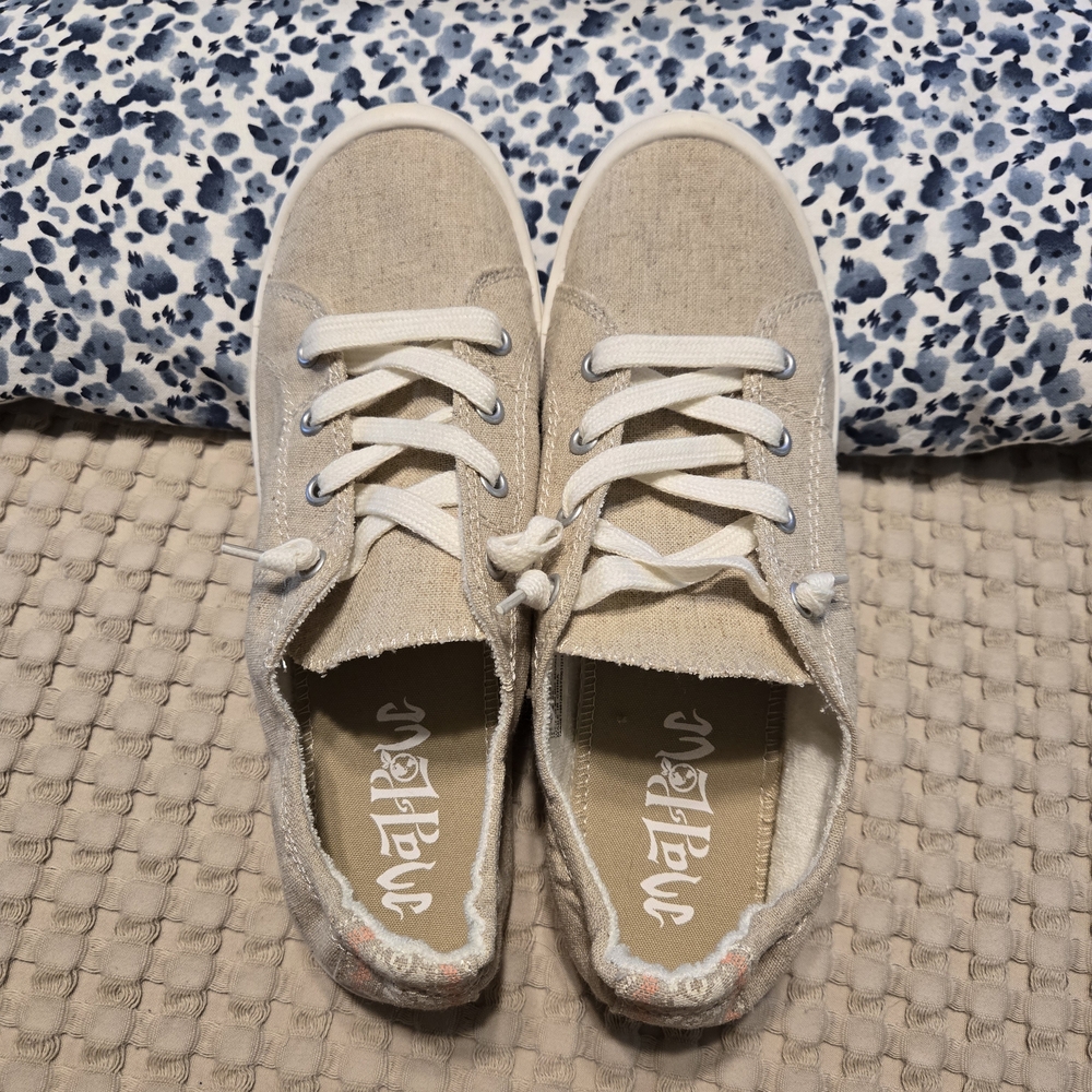 Mad Love Tan Sneakers with White Laces